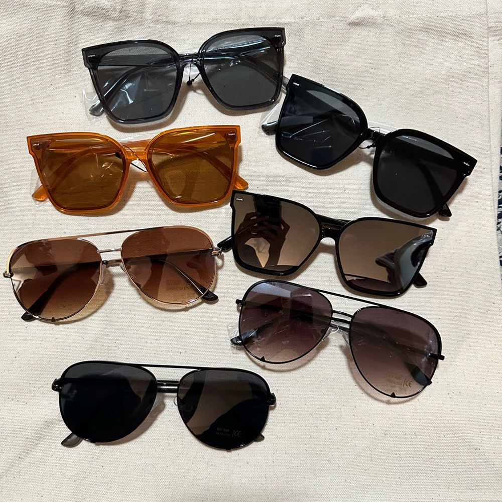 New - Picture 1 of 7